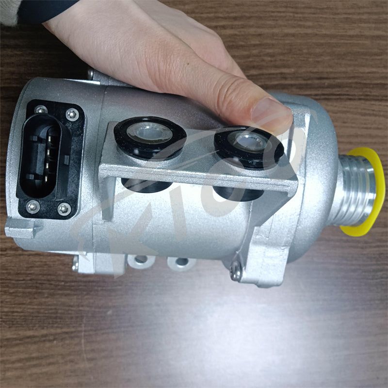 OE 11517586925 E60 N52 E66 E90 Auto Parts Engine Automotive Coolant 12v Dc Electric Water Pump for Cars