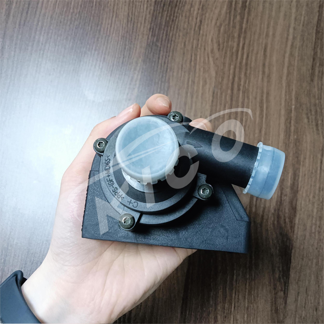 OE 06H965561 Car Parts Electric Auxiliary Water Pump Auto Engine Cooling System for Audi VW